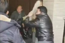 过年要账，这可是件让人又爱又恨的事情。这不，春节将至，家家户户都在忙着准备年货，而一些商家和企业也开始了他们的“过年要账”大行动。这不，网上就流传开了各种搞笑的过年要账图片，让人忍俊不禁。今天，我就来和大家聊聊这个话题，看看这些搞笑的过年要账图片背后，又有哪些有趣的故事。